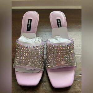 Nine West ~ ZipTip3 in light purple Size 8